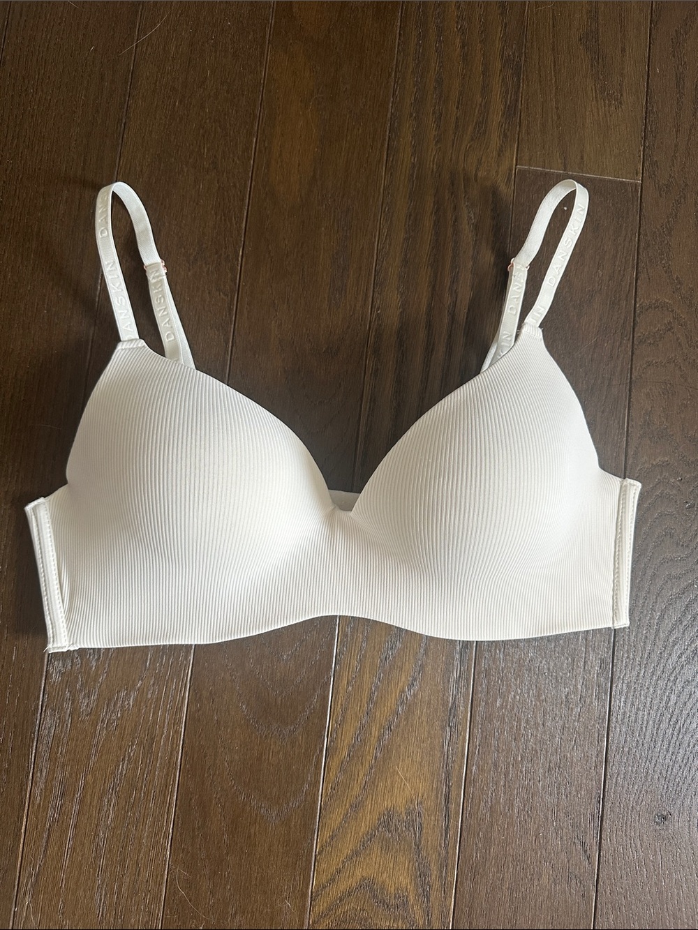 Danskin Seamless White Wireless Bra 34C